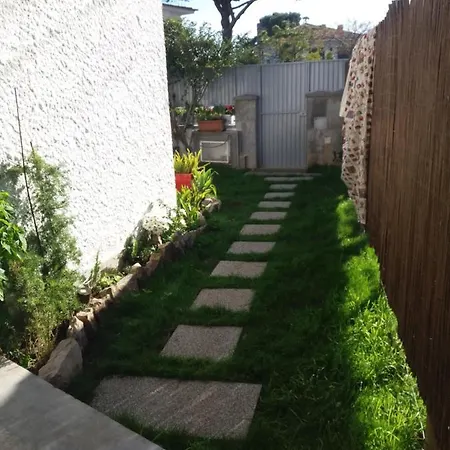 Traditional In S Pedro , Estoril 别墅 *